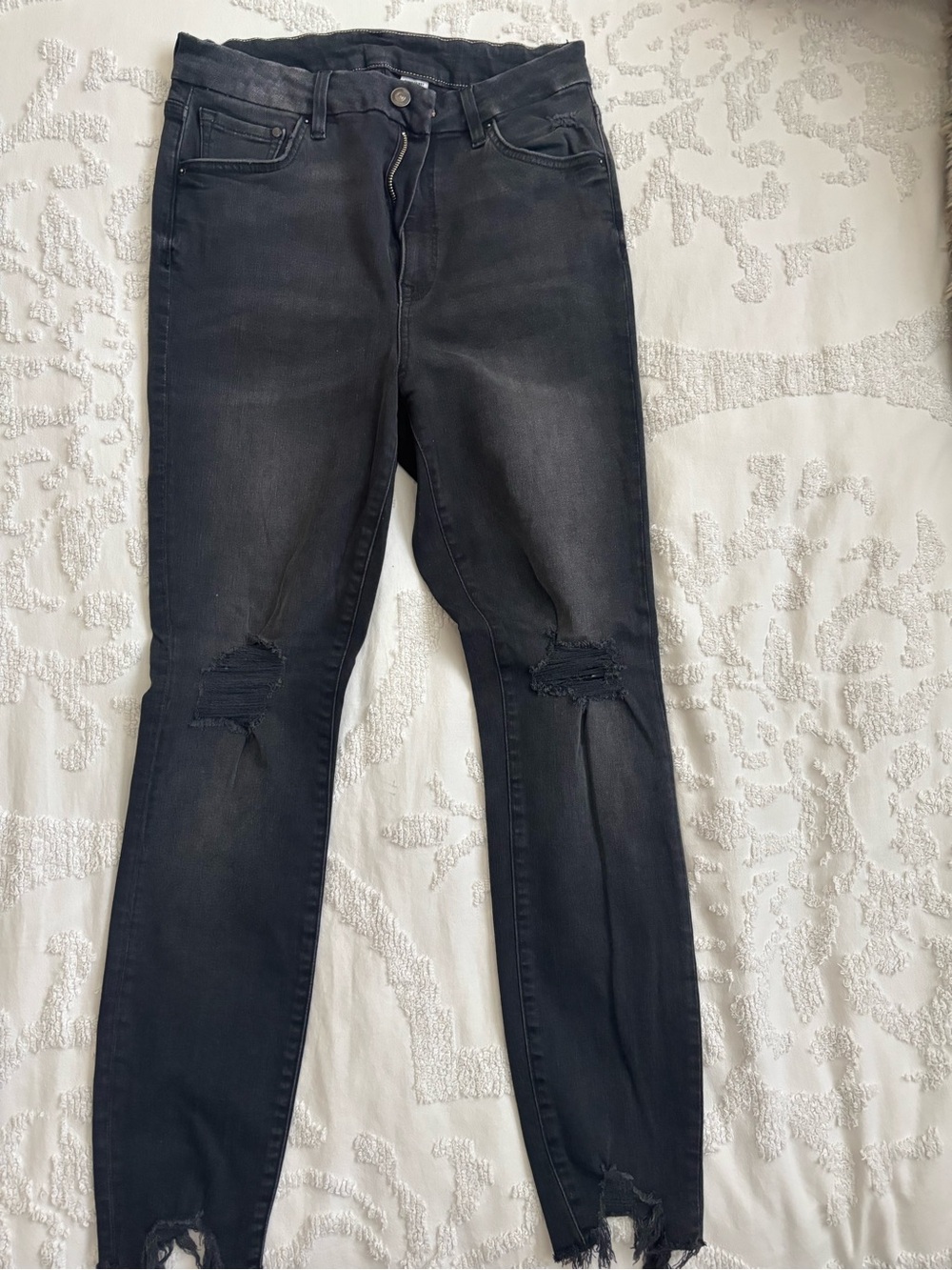 Distressed Black Skinny Jeans for Women